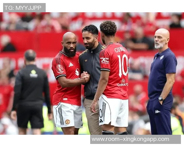 巴媒报道瓦斯科达伽马欲邀请前曼联主帅阿莫林重返执教岗位